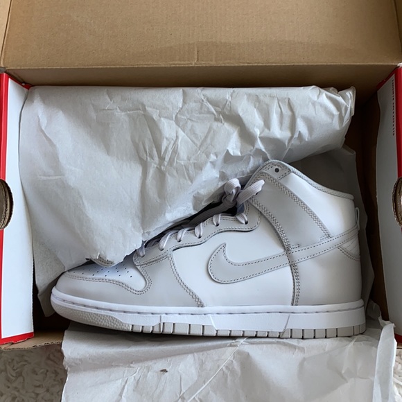 NIKE DUNKS Vast Grey - Picture 2 of 4